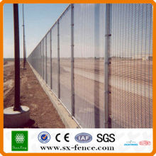 galvanized and PVC painted security fencing with mesh 12.7*76.2mm (professional factory )